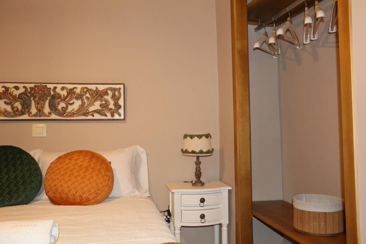 Apartamentos Coliseo Toledo Buitenkant foto