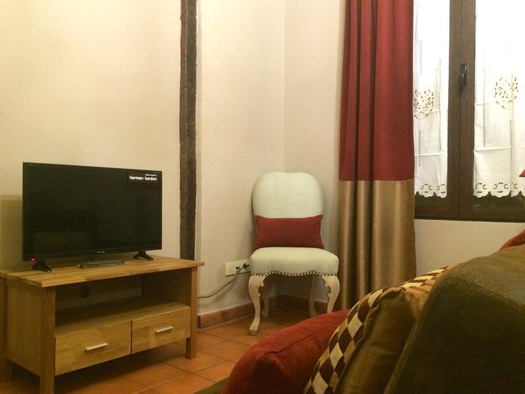 Apartamentos Coliseo Toledo Buitenkant foto