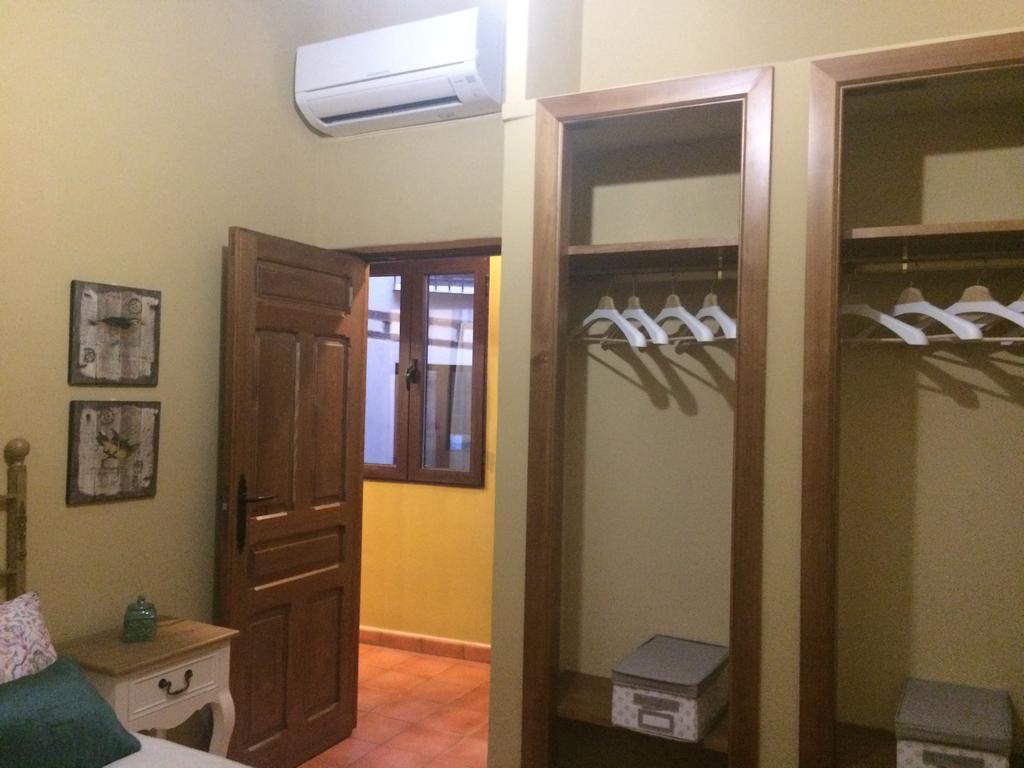 Apartamentos Coliseo Toledo Buitenkant foto